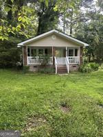 featured image of 6 Windsor Dr