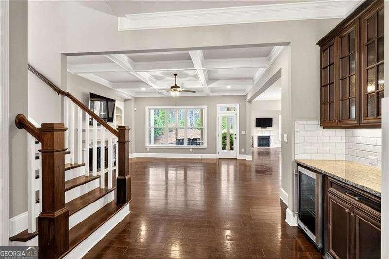 2607 Lulworth Ln - Photo 6 of 50