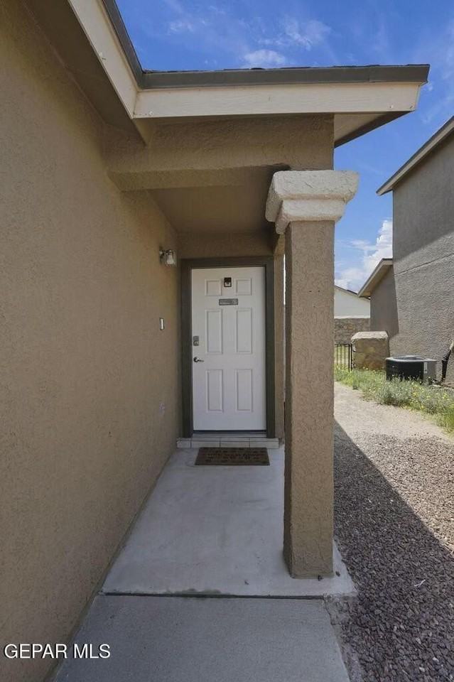 7244 Long Meadow Dr - Photo 3 of 27
