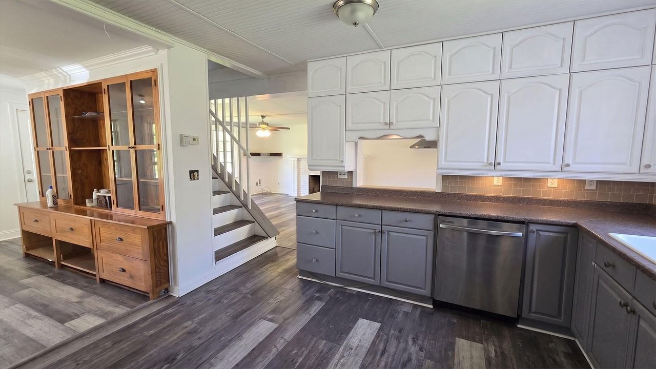 7351 Marsh Rd - Photo 2 of 14