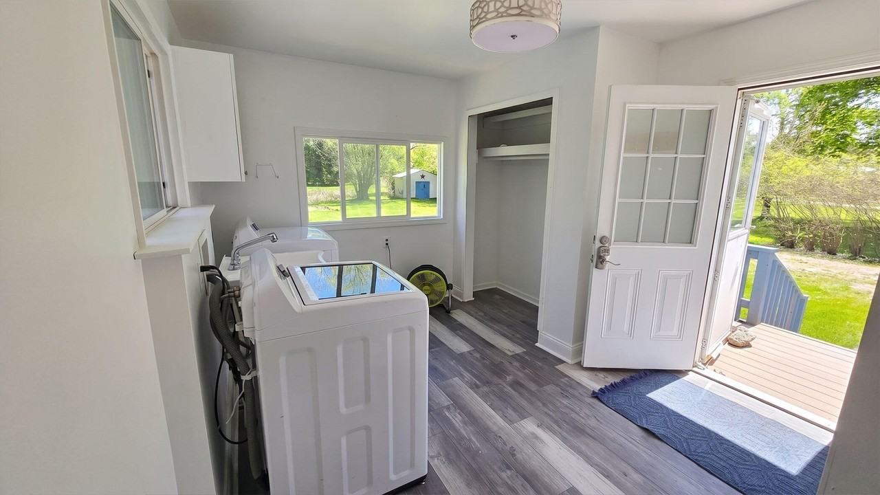 7351 Marsh Rd - Photo 5 of 14