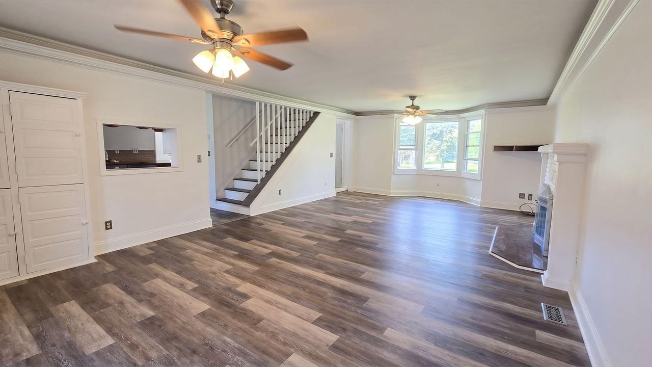 7351 Marsh Rd - Photo 7 of 14