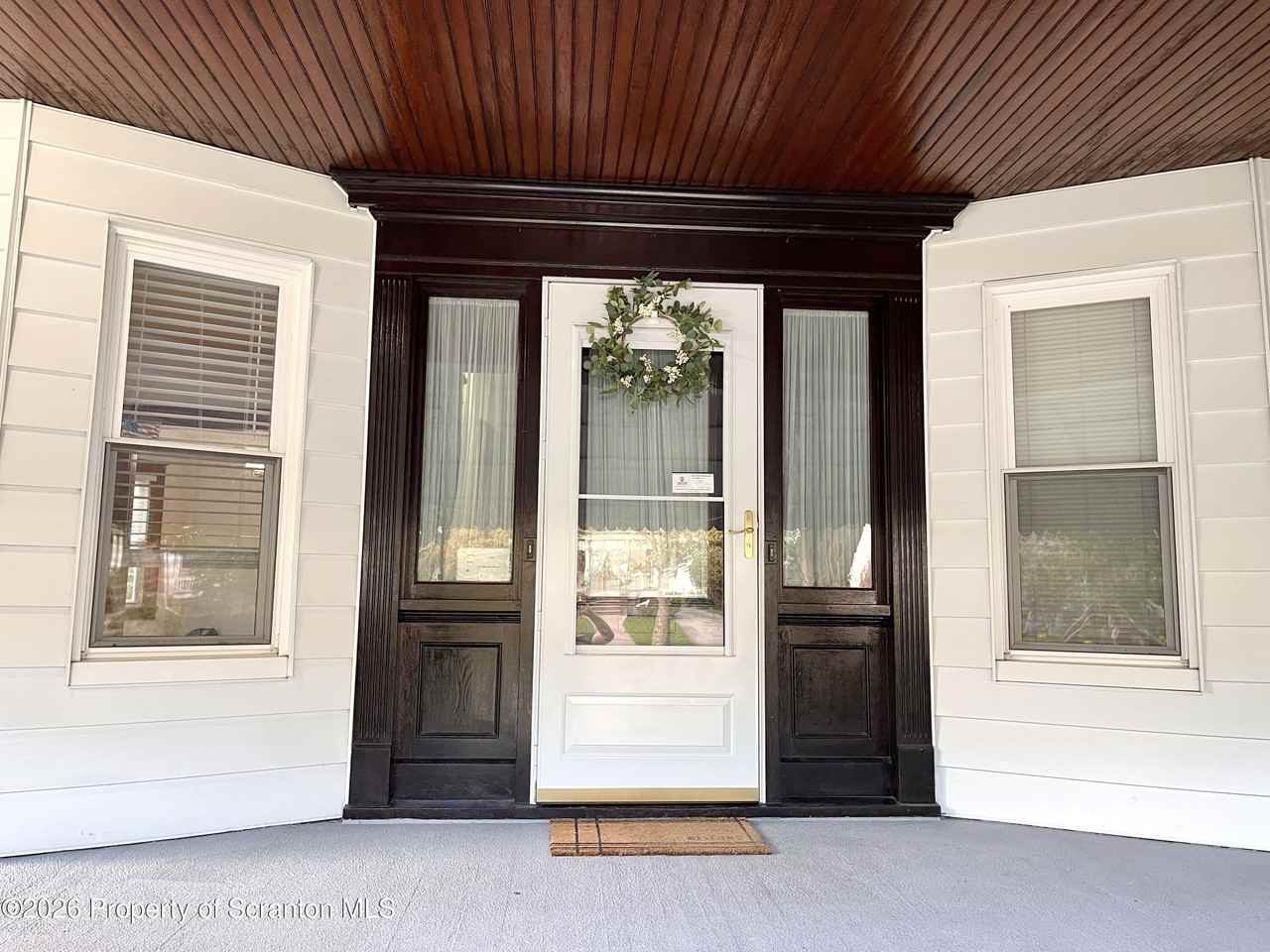 1707 Monroe Ave - Photo 3 of 21
