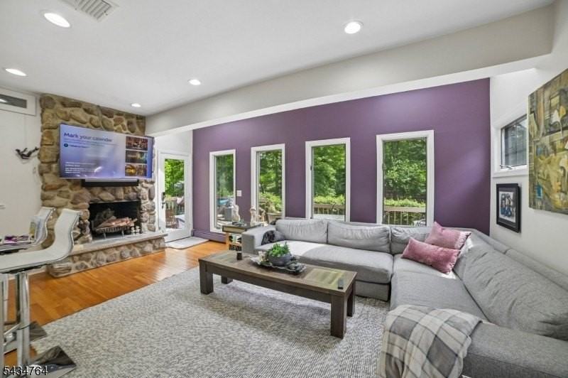 12 Lee Rd - Photo 2 of 19