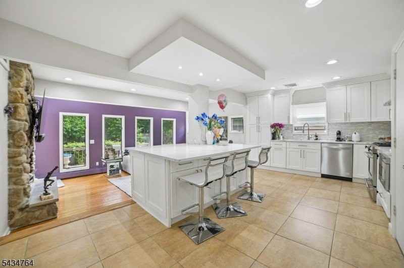 12 Lee Rd - Photo 3 of 19