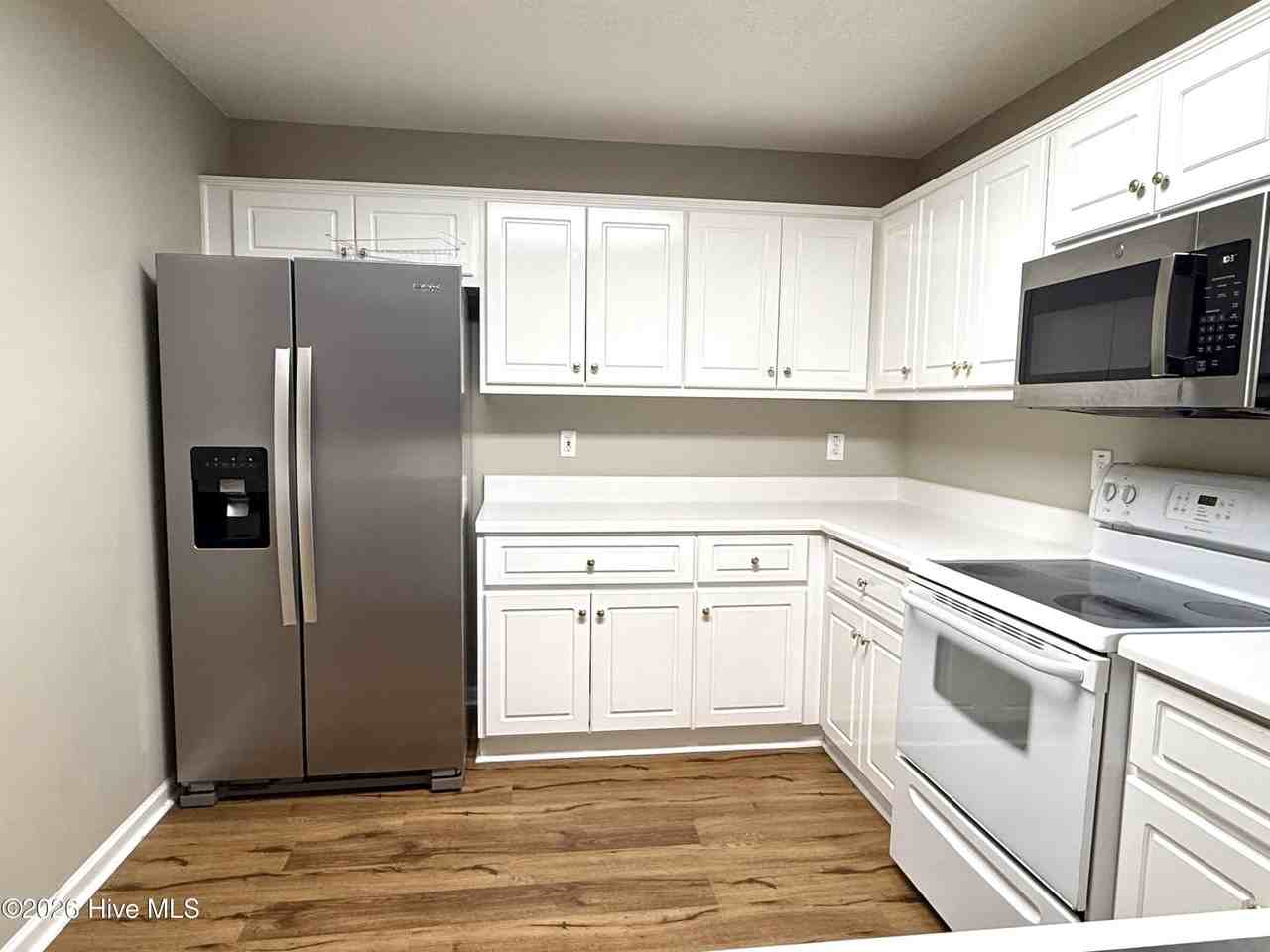 453 Connemara Trl - Photo 3 of 15