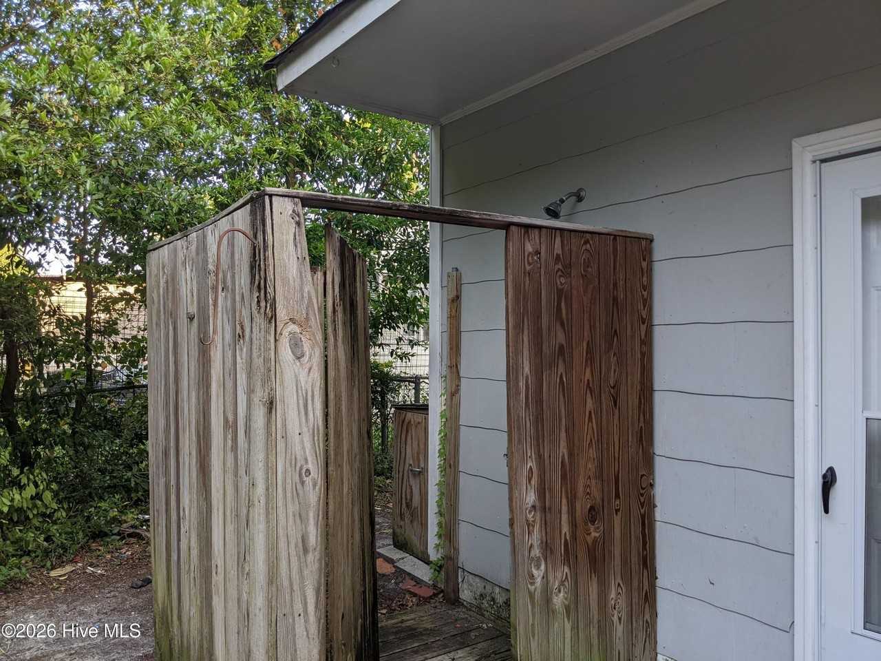 5314 Wrightsville Ave - Photo 3 of 12
