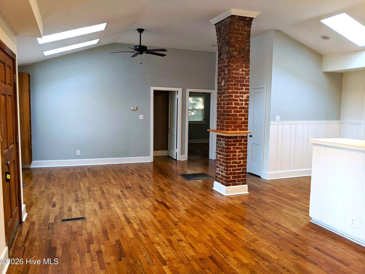 5314 Wrightsville Ave - Photo 4 of 12