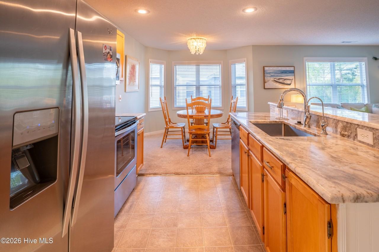 3030 Marsh Winds Cir #705 - Photo 6 of 18