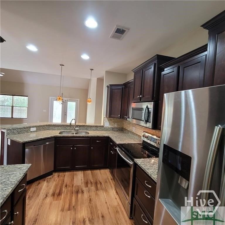 125 Jacobs Cir - Photo 5 of 28