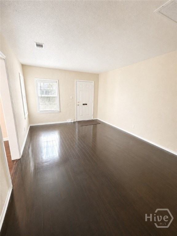 1320 E 54th St - Photo 2 of 7
