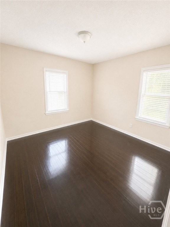1320 E 54th St - Photo 6 of 7