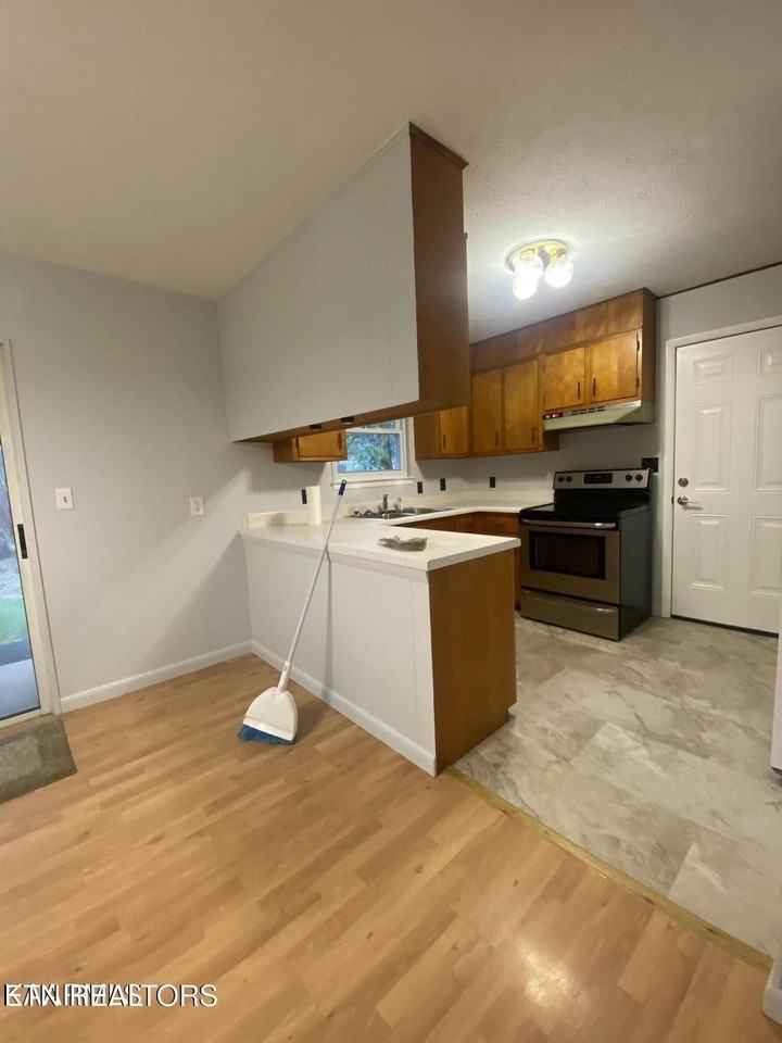 6815 Topez Dr - Photo 3 of 13