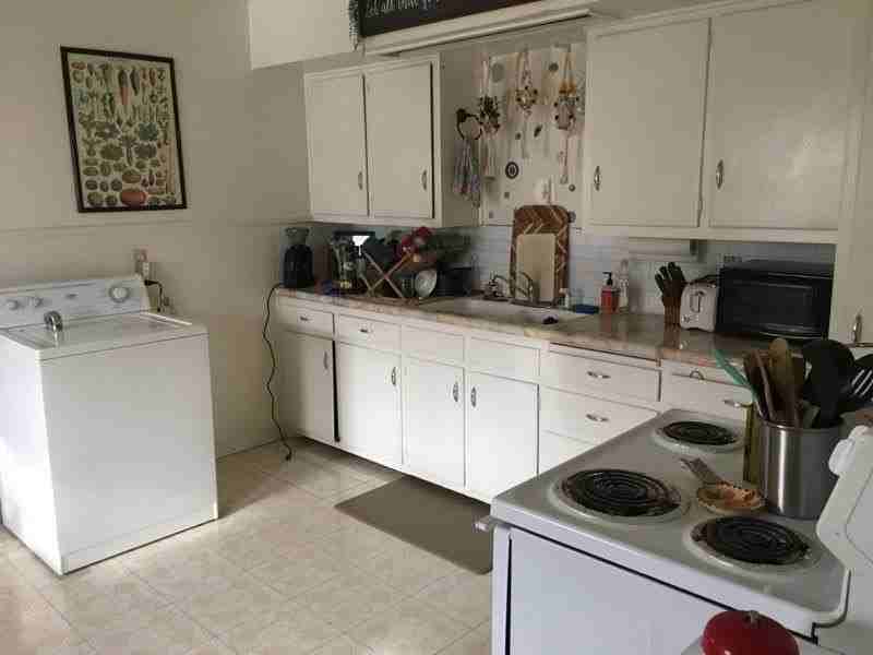 3103 33rd St #B - Photo 5 of 7