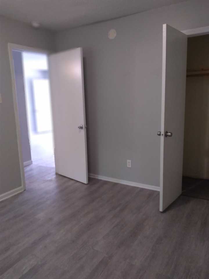2116 Howell Ave - Photo 2 of 5