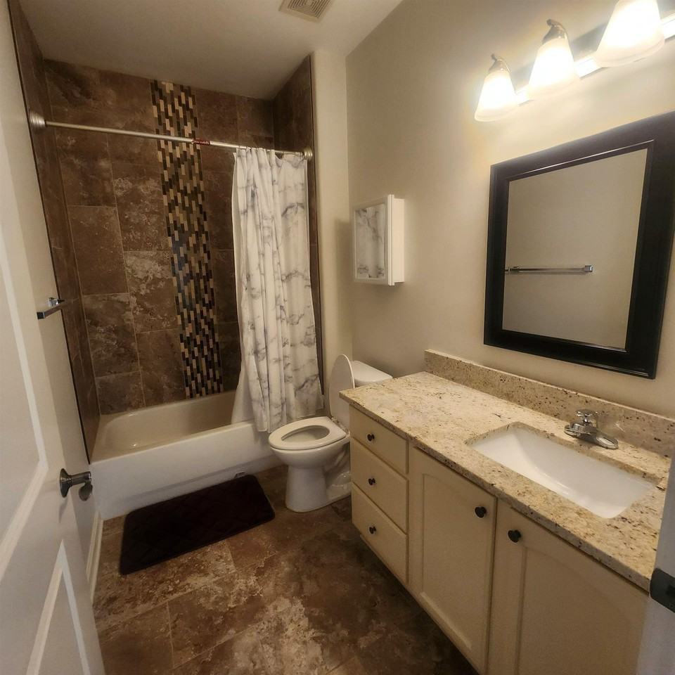 1497 Castle Pines Cir #18 - Photo 6 of 23