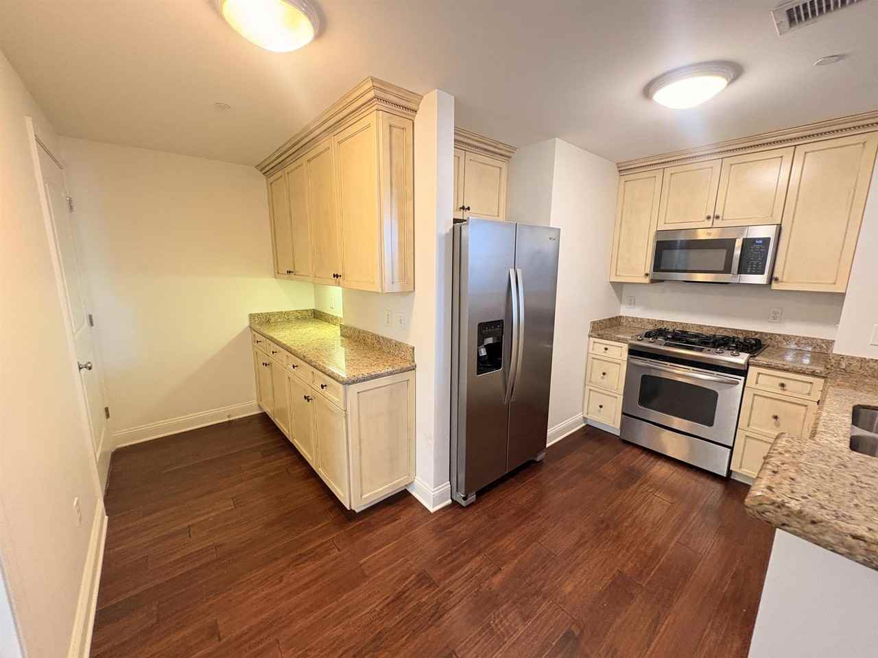 127 Madison Ave #701 - Photo 6 of 28