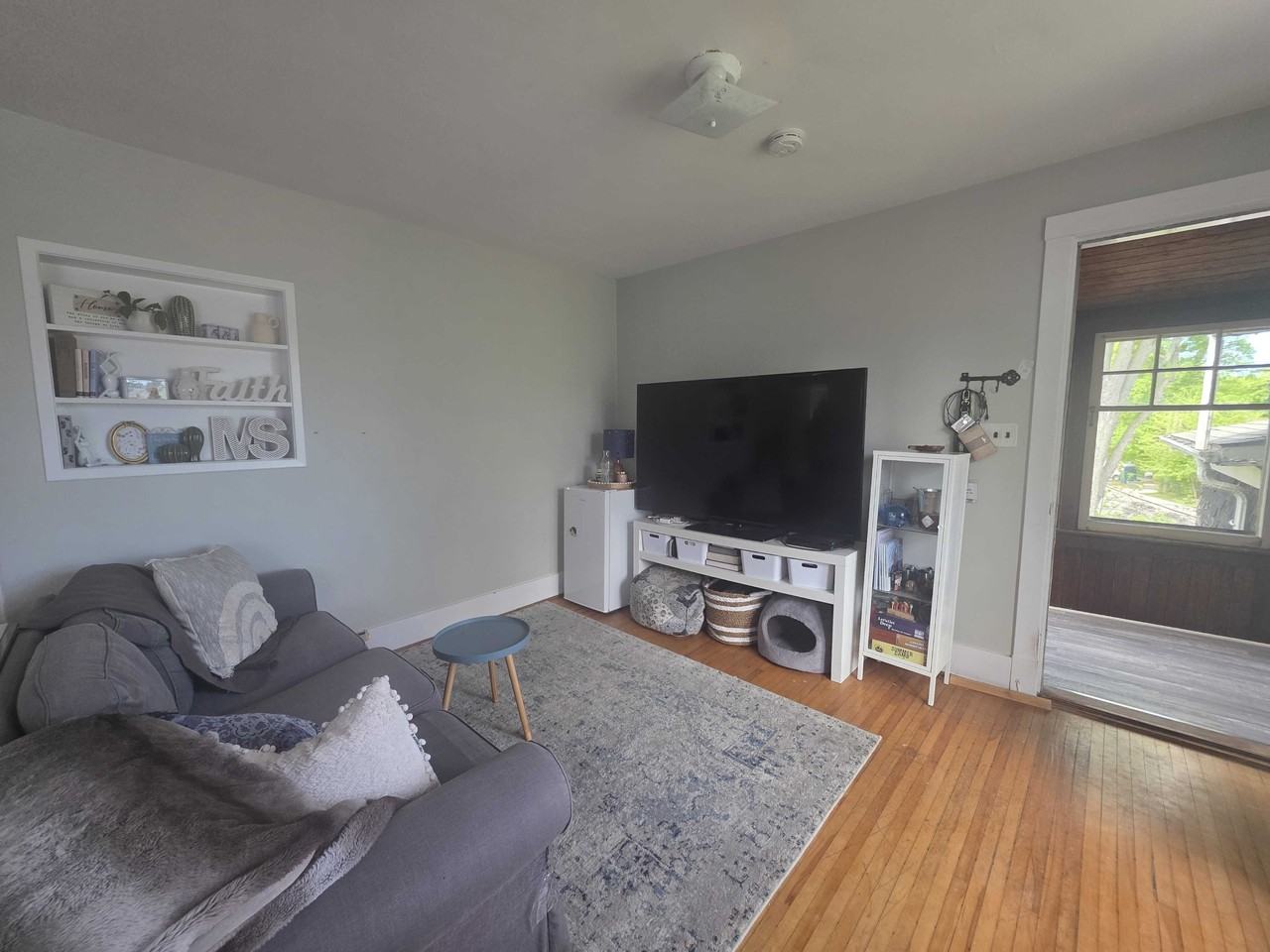 290 Union St #290 - Photo 2 of 11