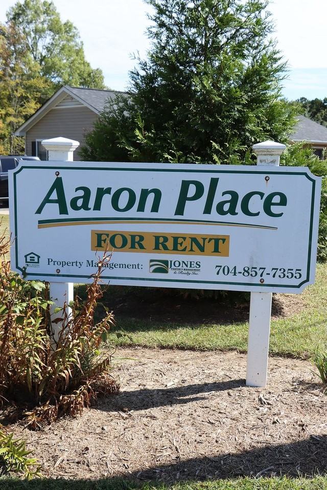 Aaron Place - Photo 2 of 34