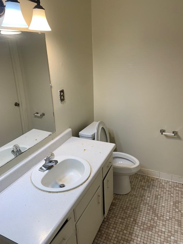 675 Miles Dr #677 - Photo 5 of 17