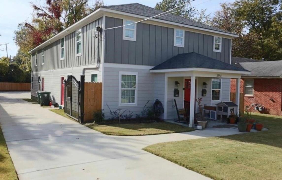 2395 Avery Ave - Photo 2 of 9