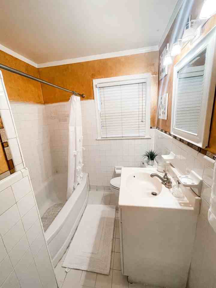 1270 1270 PERKINS TERRACE Rd - Photo 2 of 9