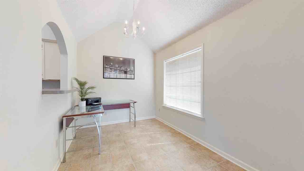 195 Cross Point Dr - Photo 5 of 15