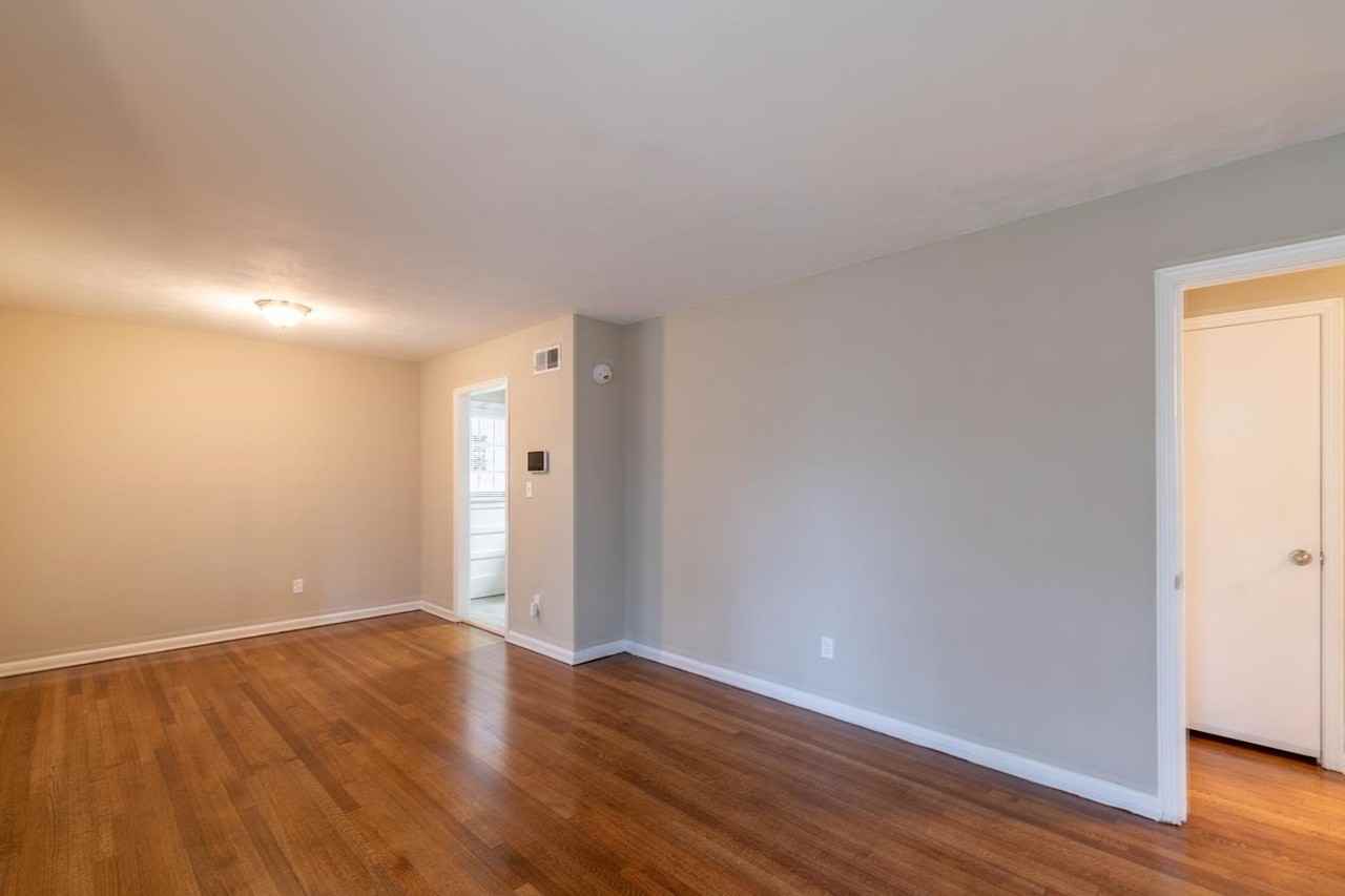 5121 Ginger Cir - Photo 4 of 26