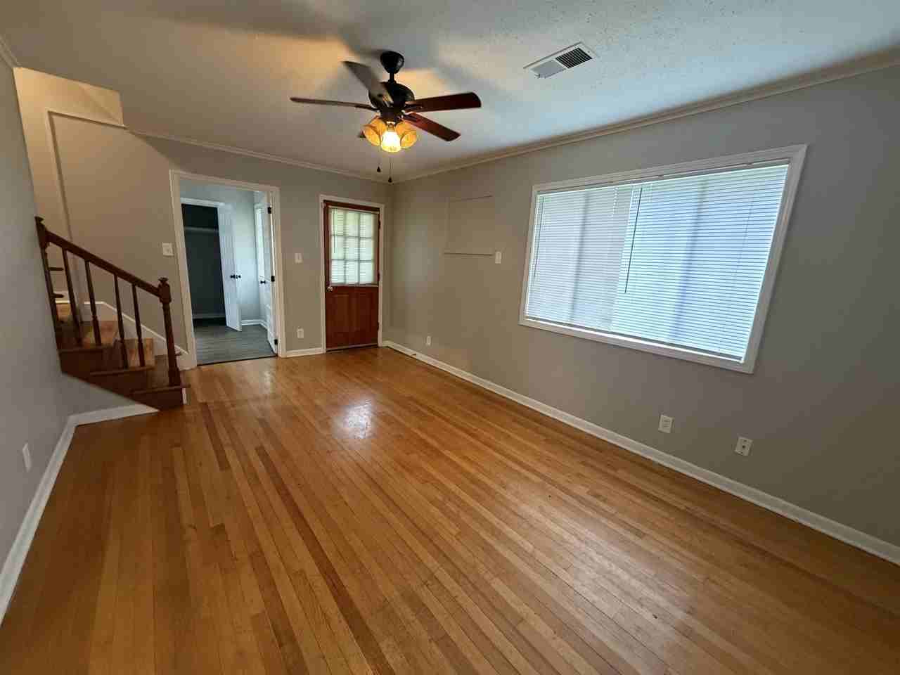 4073 Arrowhead Rd - Photo 2 of 10