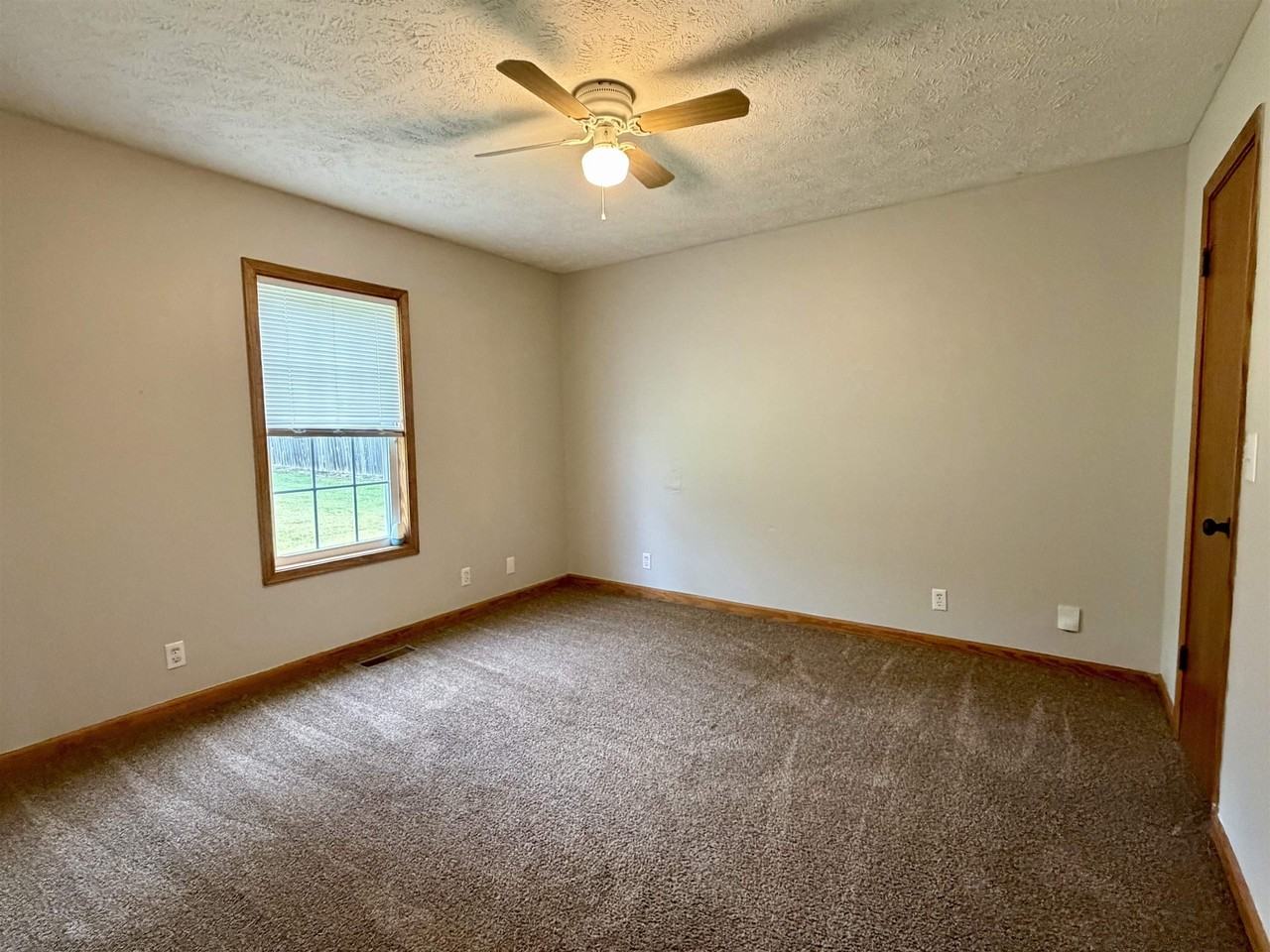 320B SAMANTHA COVE 318/320 A&B - Photo 4 of 6