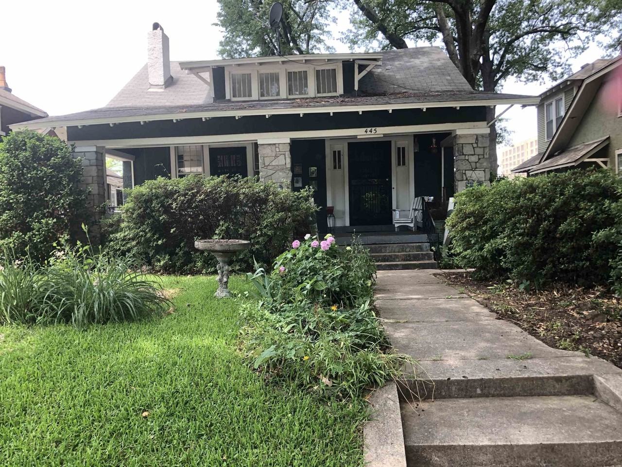 445 Garland St - Photo 2 of 8
