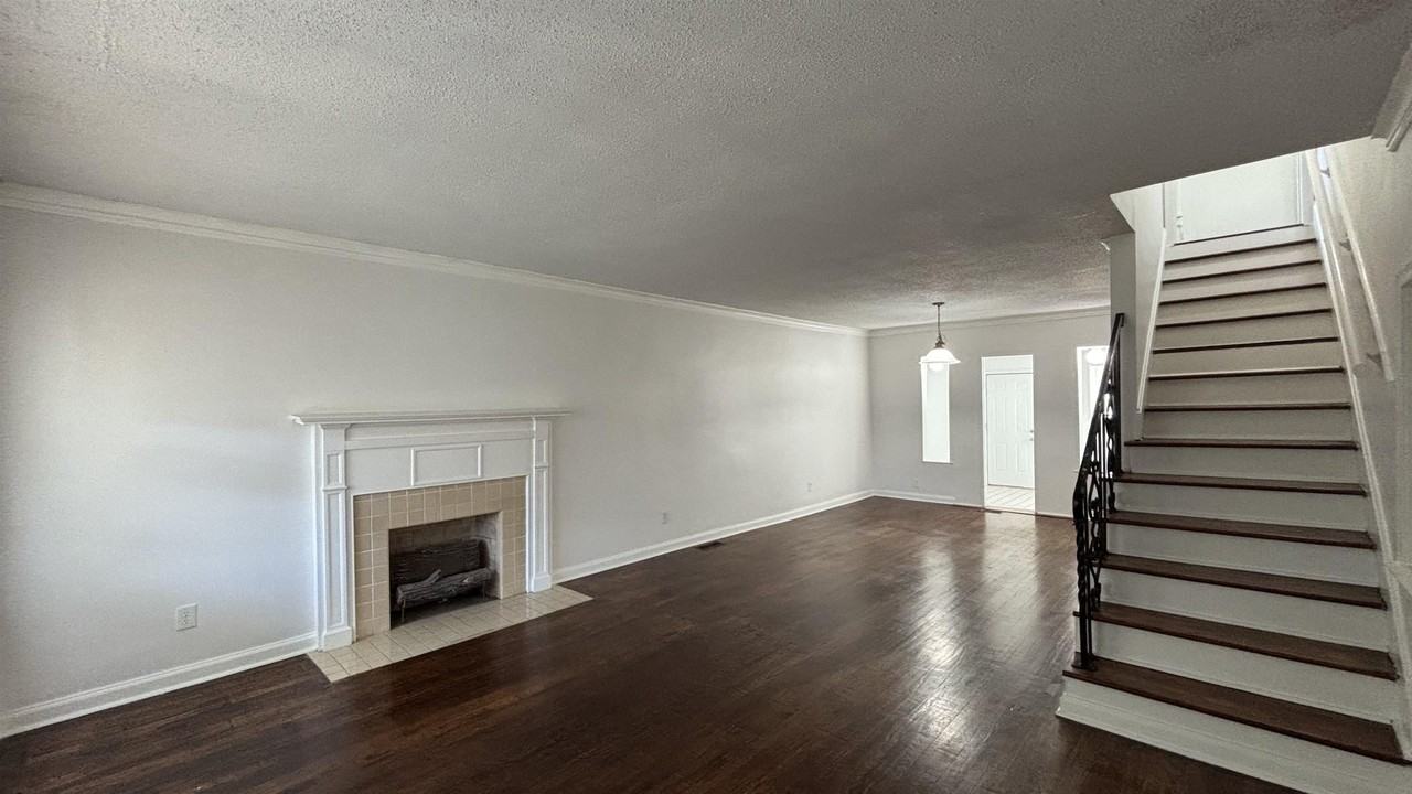 378 N Highland St - Photo 3 of 17