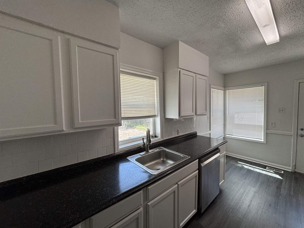378 N Highland St - Photo 4 of 17