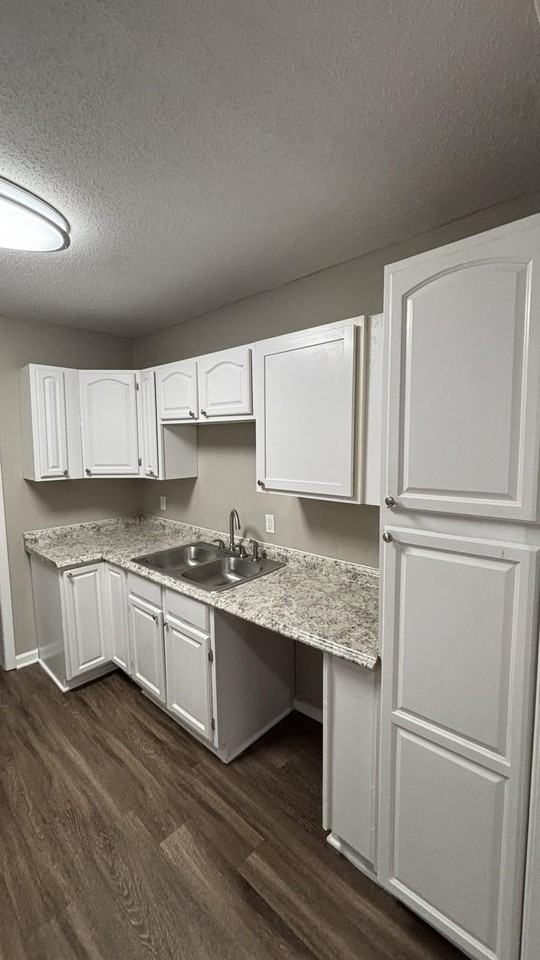 1272 Semmes St - Photo 7 of 24
