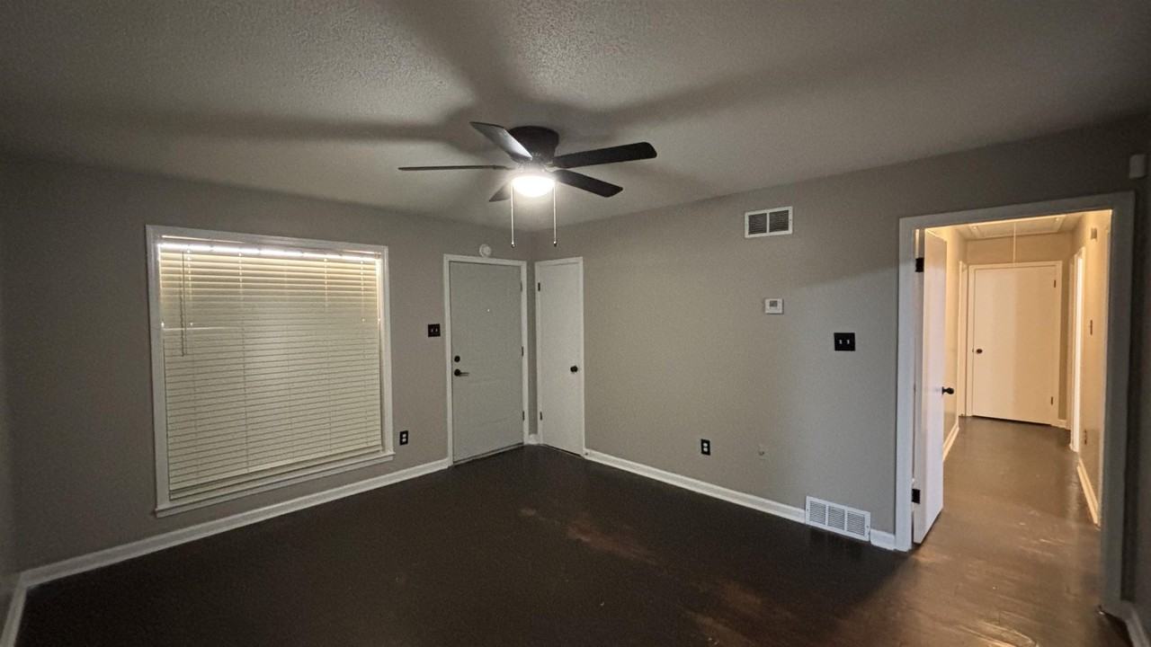 3863 N Trezevant St - Photo 6 of 19