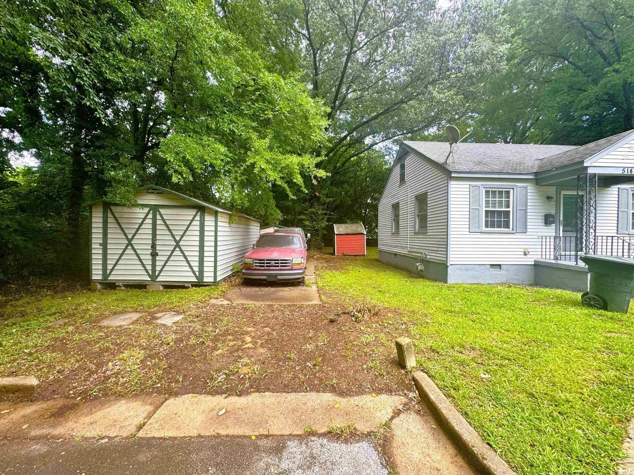 514 Western Dr - Photo 3 of 15