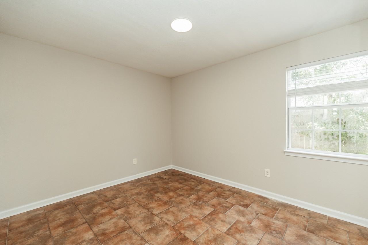 719 Berthe AvenueUnit #252 - Photo 5 of 9
