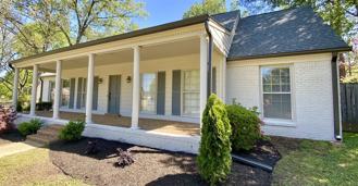 2420 Stratfield Dr - Photo 1 of 1