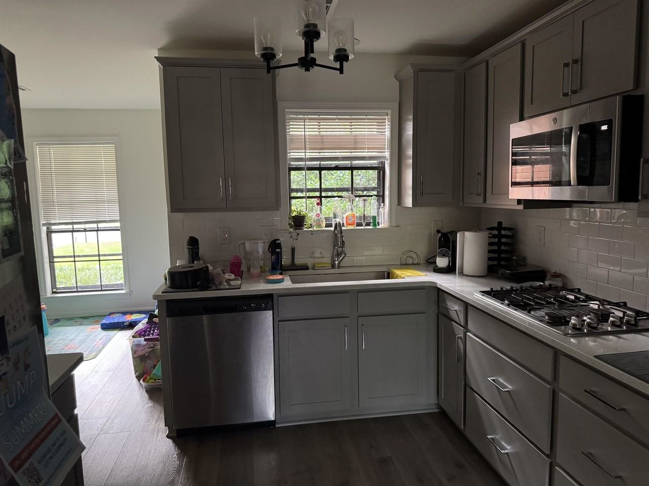1952 Newfields Rd - Photo 5 of 9