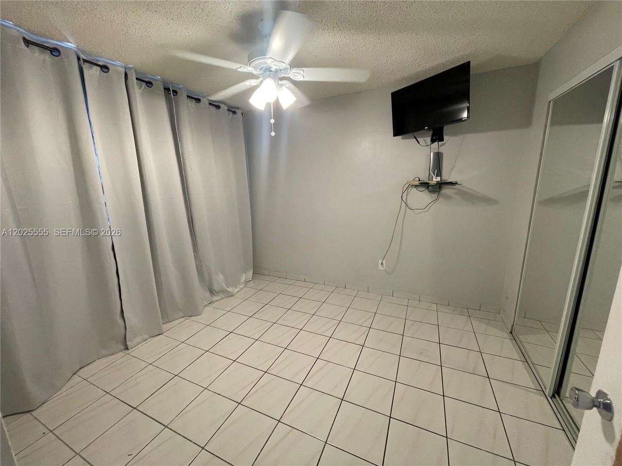 10115 Sw 21st Ter - Photo 7 of 12