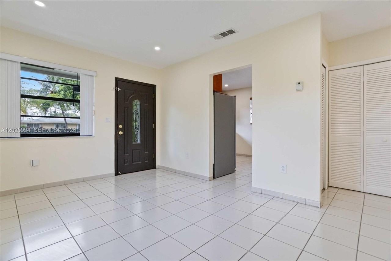 337 Grand Canal Dr #0 - Photo 6 of 18