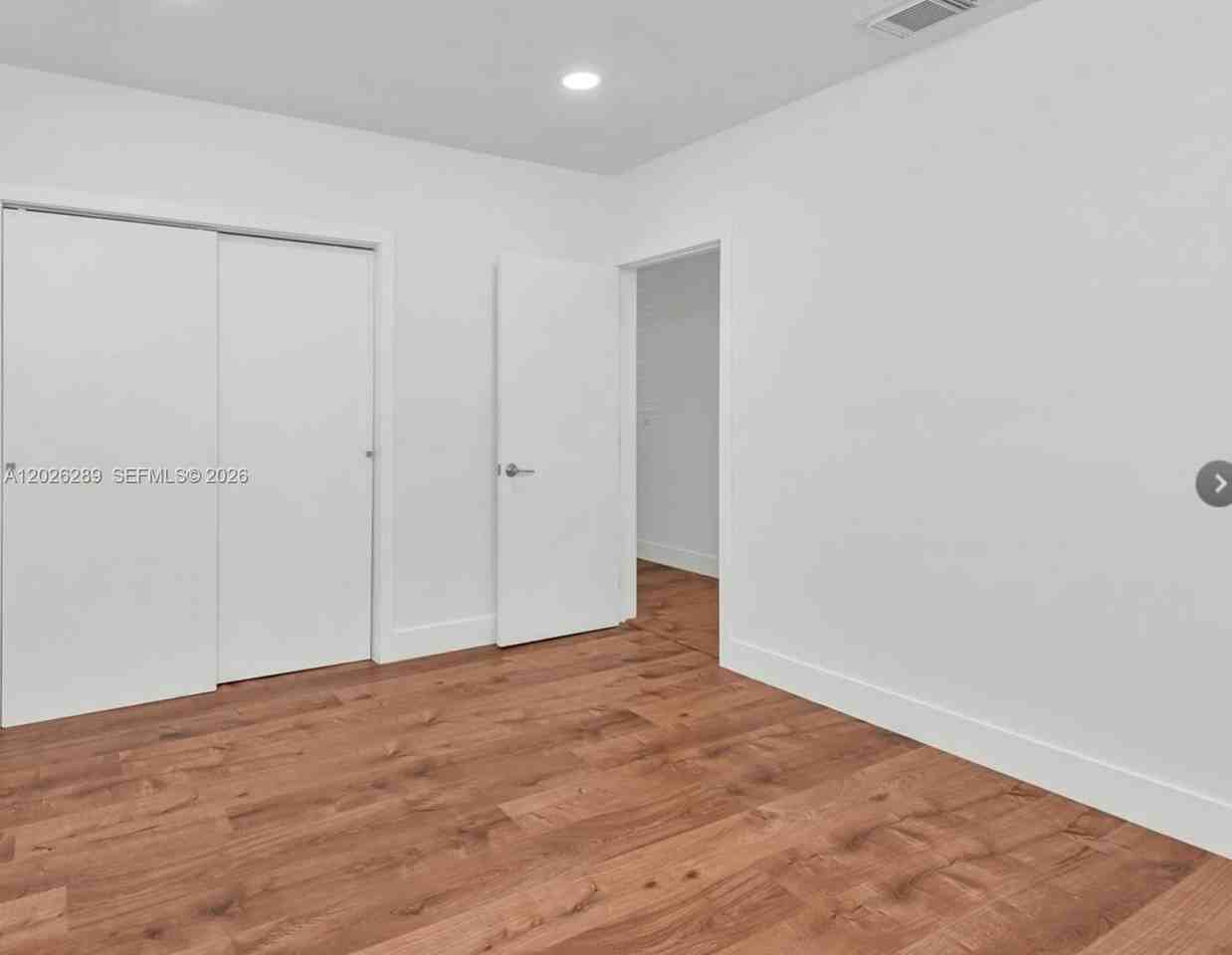 4200 Ne 1st Ave - Photo 6 of 11