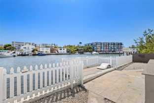 8135 Crespi Blvd #4 - Photo 1 of 1