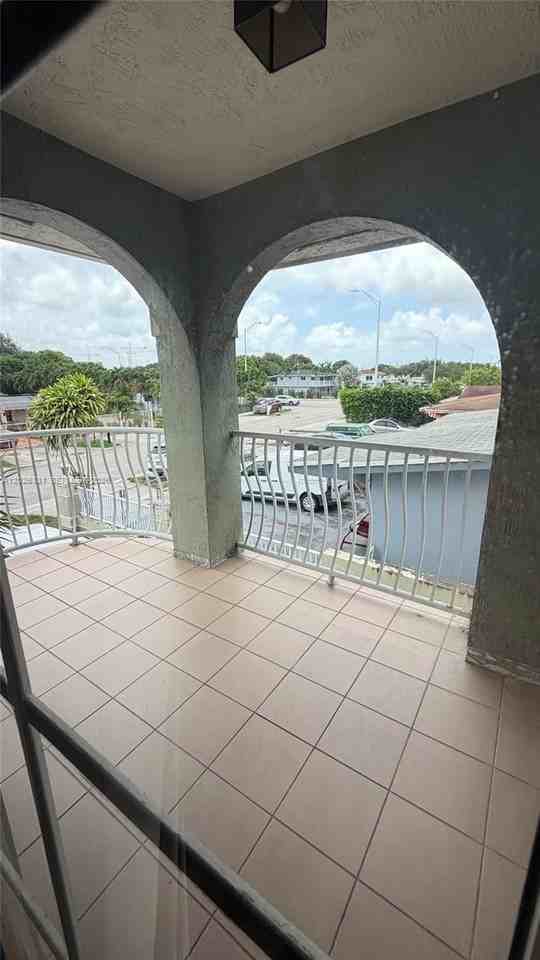 770 E 19th St #A - Photo 5 of 11