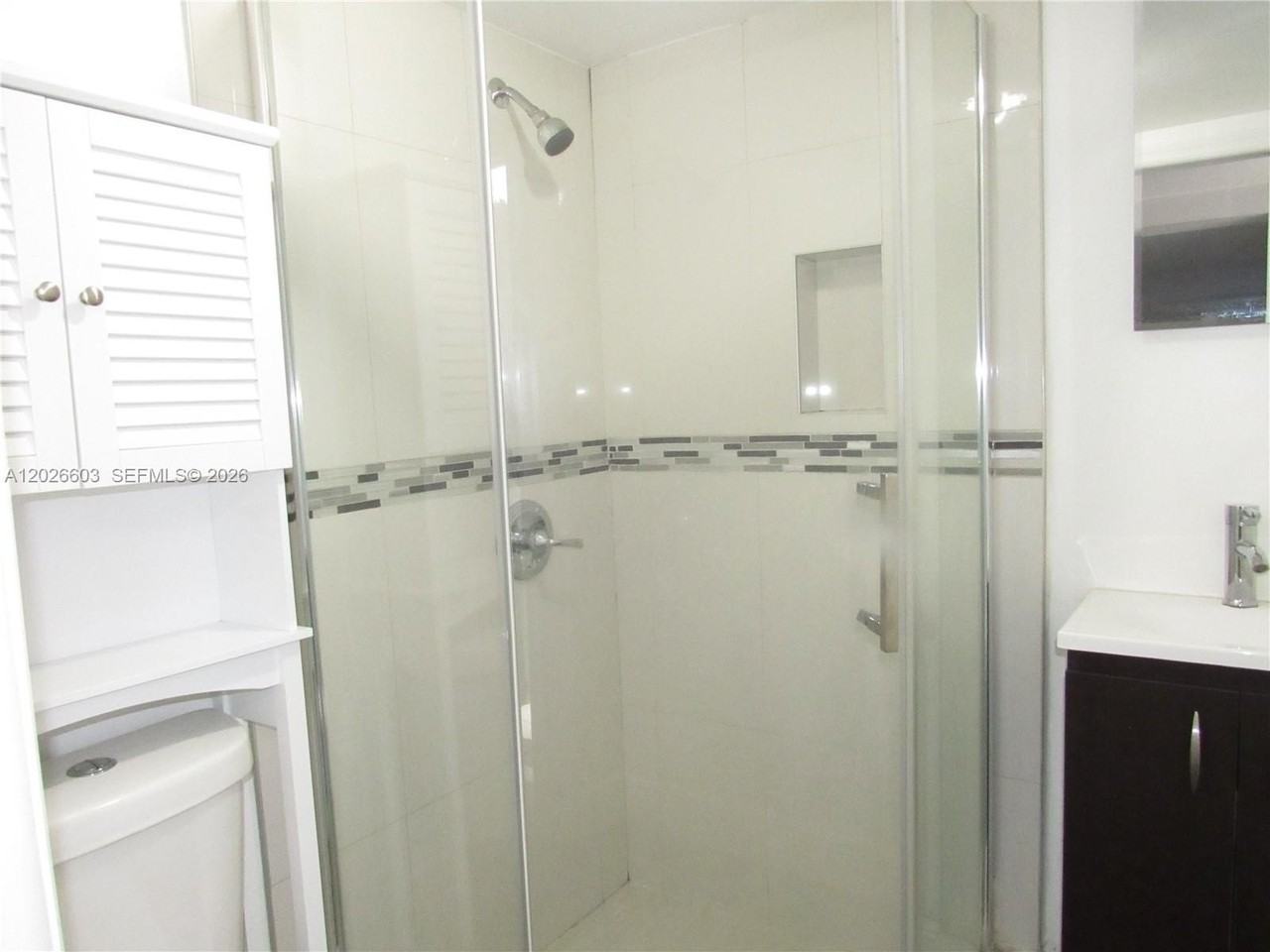2230 Sw 50th Ter #2 - Photo 6 of 14