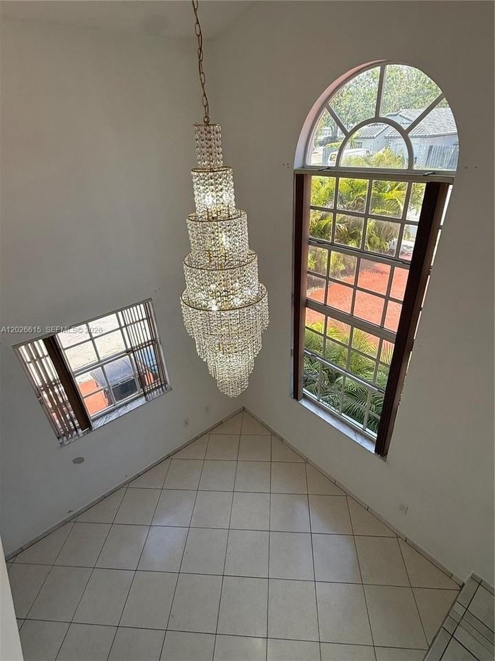 9940 Sw 146th Ct #0 - Photo 2 of 37