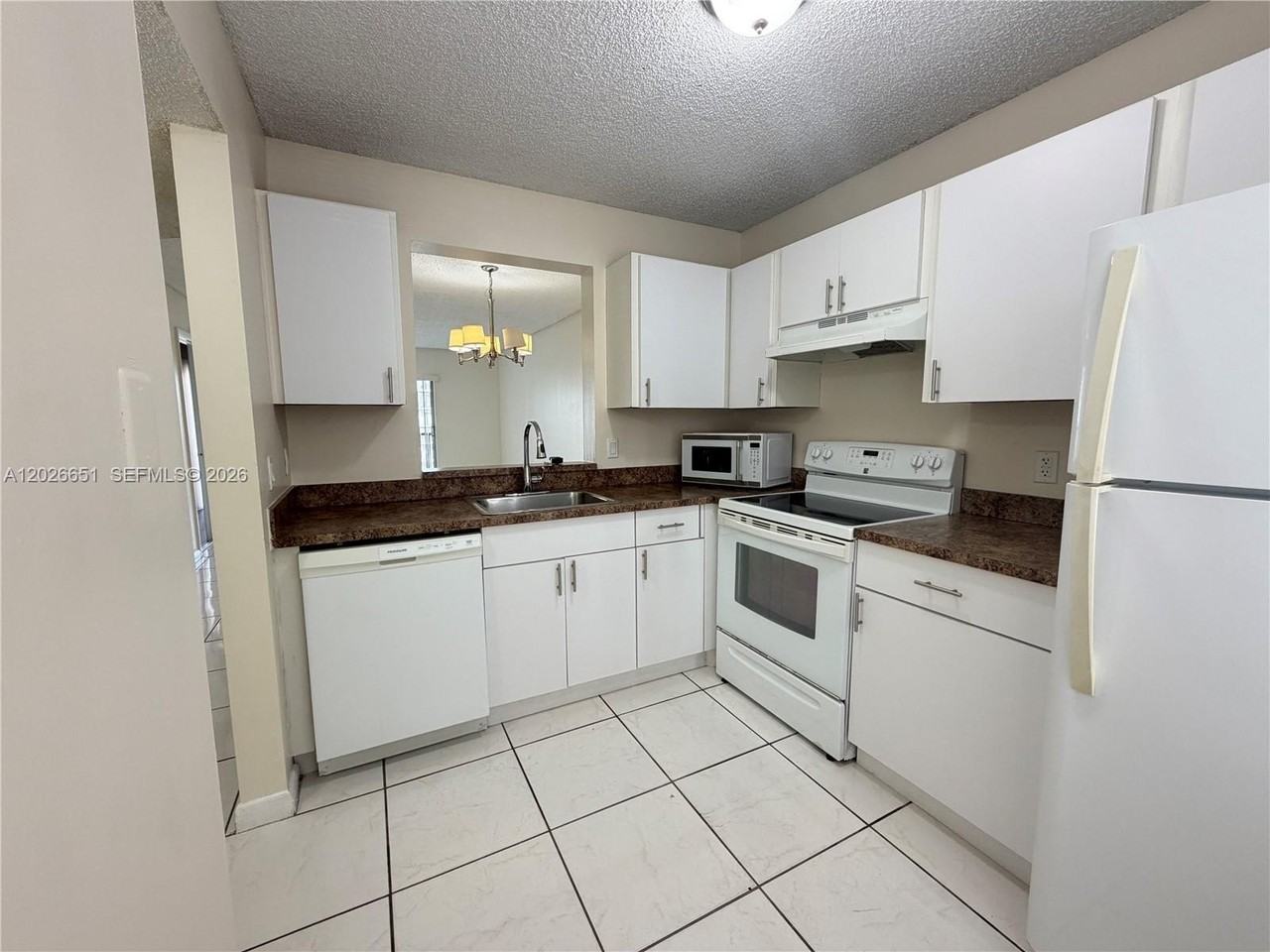 8610 N Sherman Cir #407 - Photo 6 of 23