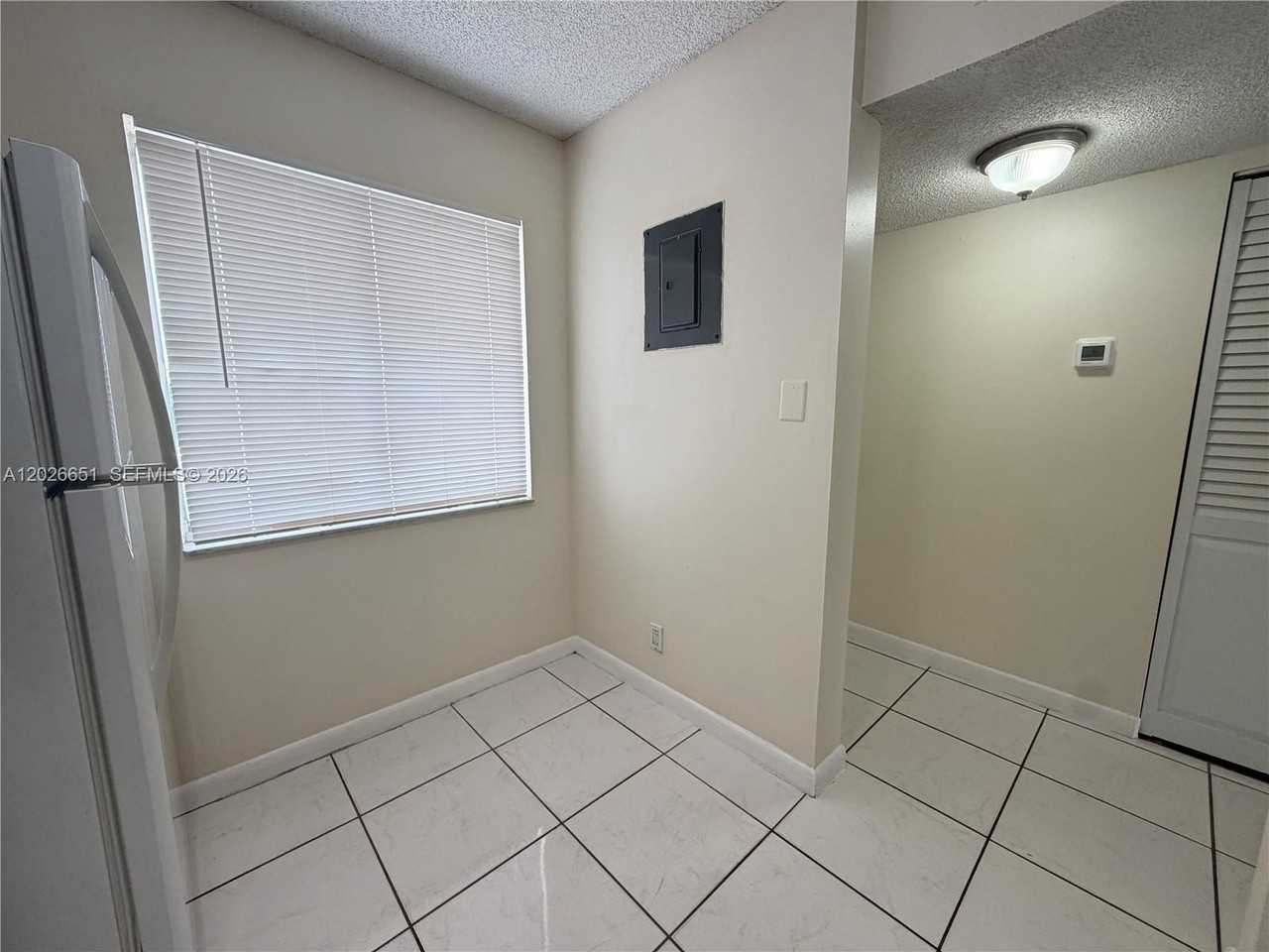 8610 N Sherman Cir #407 - Photo 7 of 23