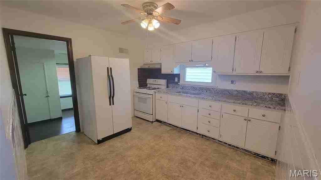 6320 Arthur Ave - Photo 4 of 12
