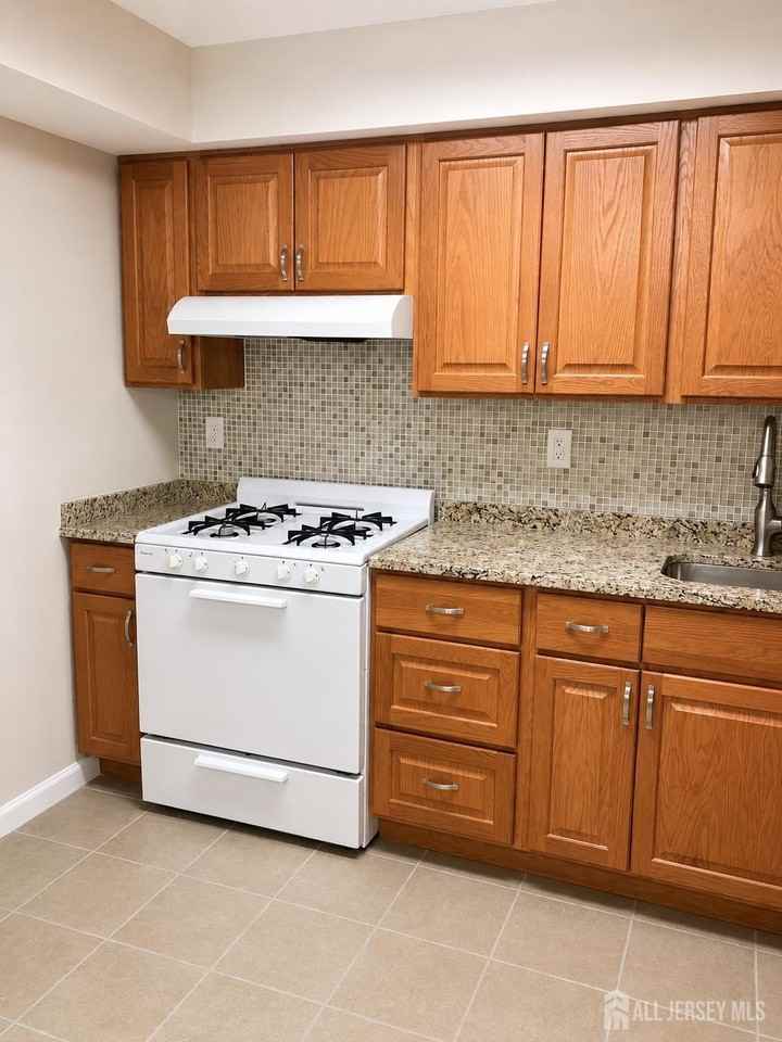 43 Deerberry Ln - Photo 2 of 13